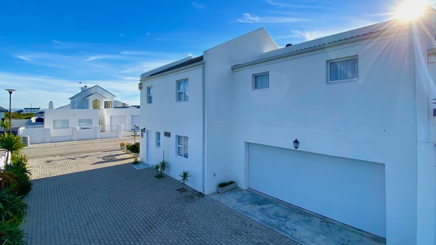 5 Bedroom Property for Sale in Dwarskersbos Western Cape